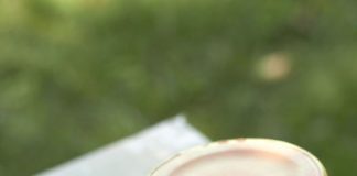 Hướng dẫn cách làm vườn thẳng đứng độc đáo Hàng rào xinh xinh với khu vườn thẳng đứng - Archi