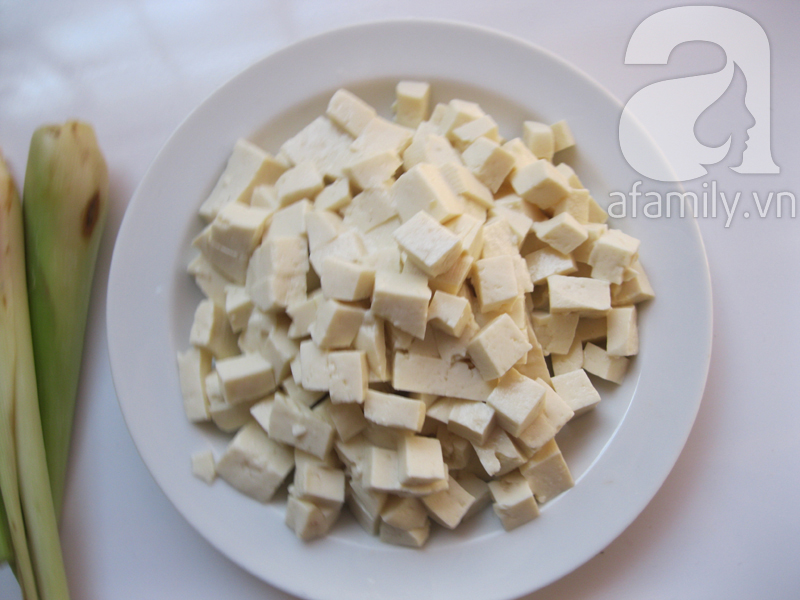 Cách làm món bánh đa xúc nấm đậu chống ngán - 2