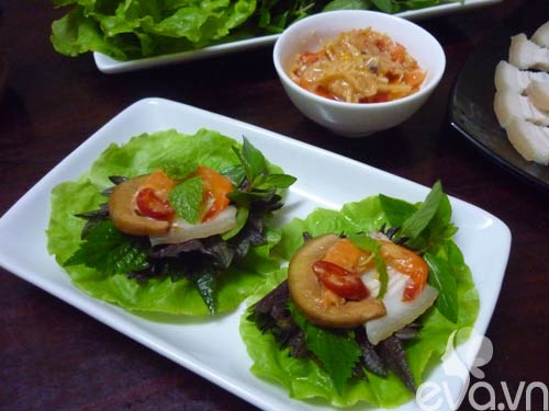 Đặc sản xứ Huế - Vả cuộn thịt tôm chua - 6