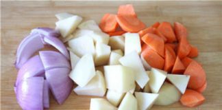 Học cách làm sườn non kho cay ai nhìn cũng muốn ăn ngay