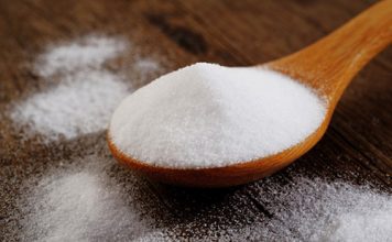 Mẹo hay giúp răng trắng bóng - 1