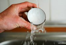 Cách rửa cốc chén sạch bóng bằng Baking Soda - 1