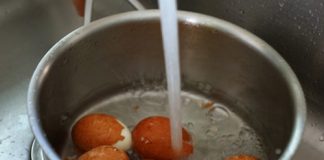 biến-tấu-món-trứng-xì-dầu-theo-kiểu-hàn-quốc-1