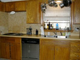 Ngắm những phòng bếp cũ kĩ trở nên rạng ngời sau khi trang hoàng 1