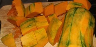 Cách nấu cháo đậu xanh bí đỏ bổ dưỡng cho bữa sáng - 1