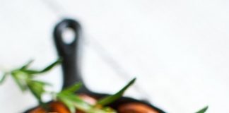 Cách giữ ẩm cho da mặt cực tốt mà không cần mỹ phẩm