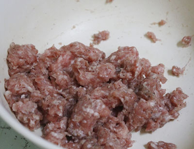 Cách làm món khoai sọ bọc thịt chiên xù hấp dẫn - 3