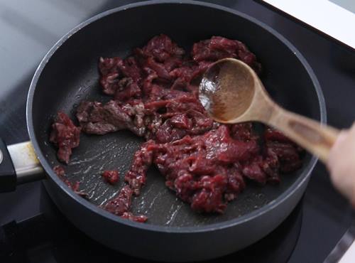 cách làm nộm rau muống thịt bò 7