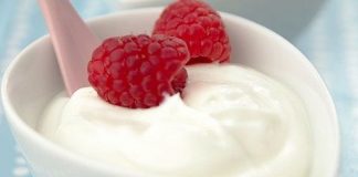 4_thuc_pham_giam_can_giu_dang_cho_phu_nu_co_tuoi_1