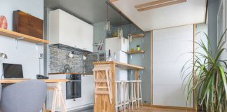 Mẫu căn hộ nhỏ gọn gàng với giường treo độc đáo - 1