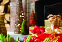 5 mẫu hoa trang trí bày bàn Giáng sinh - 1