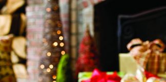 5 mẫu hoa trang trí bày bàn Giáng sinh - 1