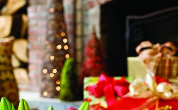 5 mẫu hoa trang trí bày bàn Giáng sinh - 1