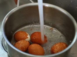 biến-tấu-món-trứng-xì-dầu-theo-kiểu-hàn-quốc-1