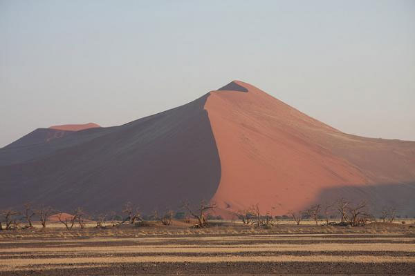 Big Daddy và Dune 7 đều nằm ở Namibian.