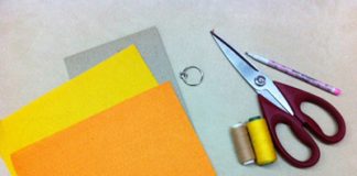 Tự làm móc khóa gà hóm hỉnh tặng 