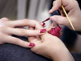 Cách đơn giản để khắc phục bộ đồ trang điểm bị hỏng - 1