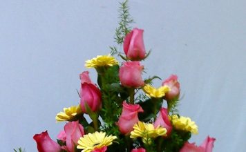 Các mẫu cắm hoa đồng tiền Tết mang giàu sang phú quý vào nhà0