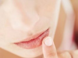 11 mỹ phẩm cần thiết cho dịp Tết - 1