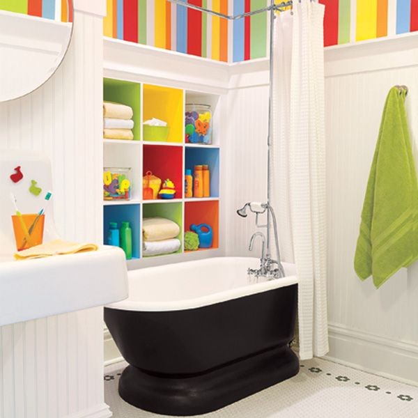 Trang trí phòng tắm đầy màu sắc vui nhộn cho bé 2