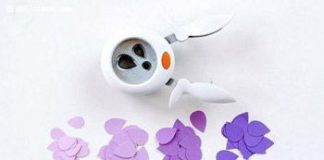 Trang trí khung ảnh với những bông hoa giấy rực rỡ - 1