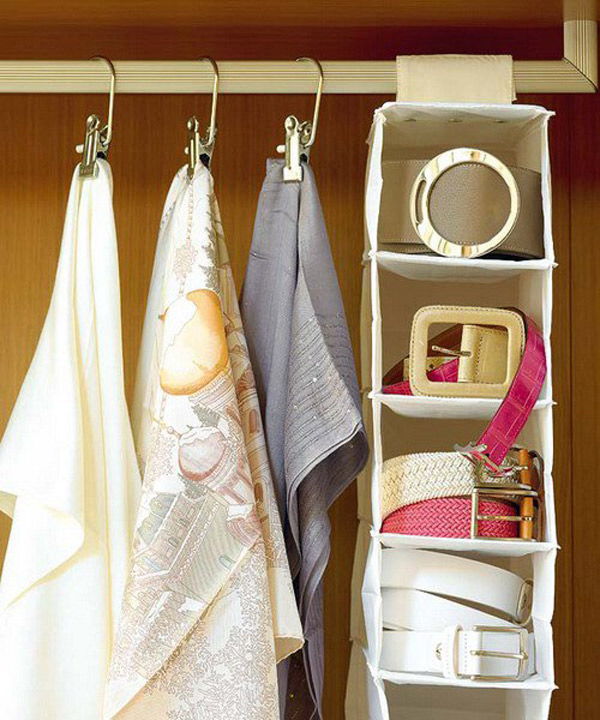 Những mẹo sắp xếp khăn trong tủ đồ hữu dụng - 8