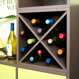 Công ty truyền thông Archi - Sử dụng không gian tủ hiệu quả - Tủ đựng rượu