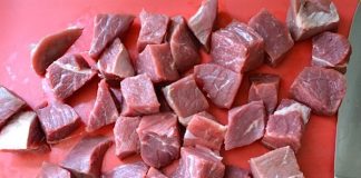 Cách nấu thịt bò hầm cà rốt kiểu truyền thống