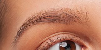 Bí quyết trang điểm che các dấu hiệu lão hóa - 1