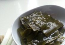 Làm nộm rong biển mát giòn chống ngán Làm nộm rong biển mát giòn chống ngán - 1