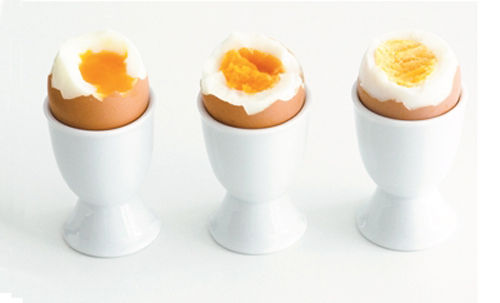 4 sai lầm phổ biến khi luộc trứng gà gây hại sức khỏe2