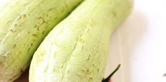 Cật-heo-xào-mướp-thơm-ngon-bổ-dưỡng-cho-bữa-trưa-1