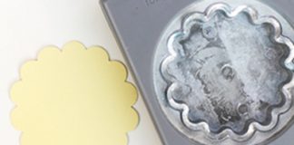 cach_lam_hoa_cuc_bang_giay_trang_tri_ban_hoc_them_xinh