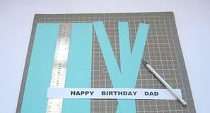 Độc đáo với lời chúc ngay trên nơ ở gói quà tặng - 1