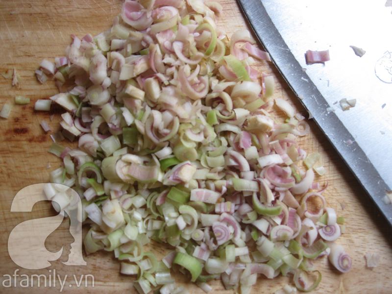 Cách làm món bánh đa xúc nấm đậu chống ngán - 4