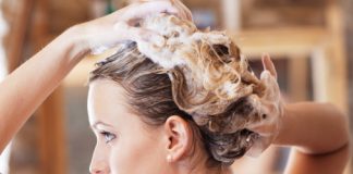 các thói quen xấu khiến mái tóc 'đã mỏng nay còn mỏng hơn'