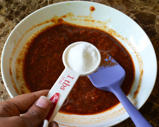 Cách làm tôm cuộn sốt cay ngon mà cực dễ ăn là mê ngay 6