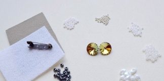 Dán cườm thành huy hiệu em cú xinh yêu