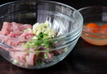 Cách làm thịt hấp trứng muối lạ miệng ngon cơm Cách làm thịt hấp trứng muối lạ miệng ngon cơm - 1