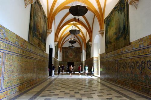 Hư ảo cung điện Alcazár ở Sevilla - 5