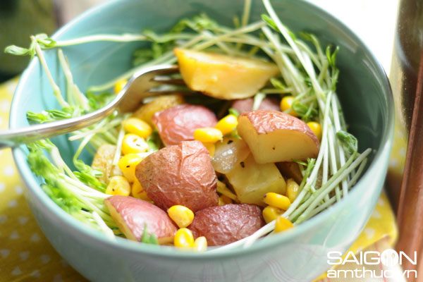 Salad-khoai-tây-nướng-thơm-ngon-dễ-làm-cho-bữa-tối-8