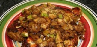 Cách biến tấu món gà kiểu Ma-rốc với táo và chà là - 1