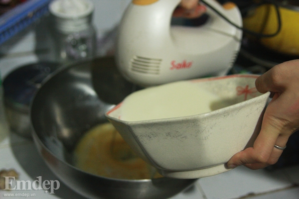 Cách làm đậu phụ trứng ngon, mềm mượt cực nhanh - 3