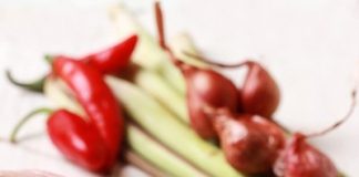 cách làm thịt chưng mắm