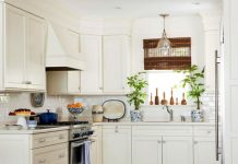 Mẹo làm căn bếp nhỏ trông rộng thoáng hơn - 1