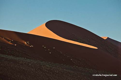 Sa mạc Namib - Những đường cong tuyệt mỹ của thiên nhiên