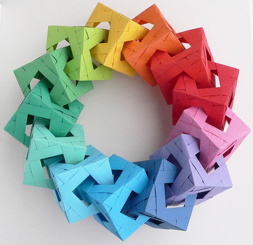 Cách làm vòng hoa giấy origami trang trí Giáng sinh - 10