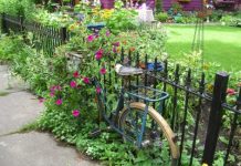 Cách trang trí ấn tượng với 'xe hoa' vintage - 1