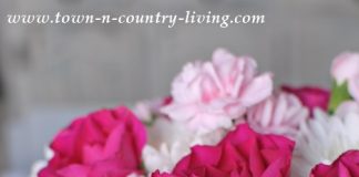 Roses and mums floral arrangement