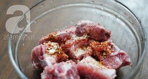 Sườn xốt cam chua ngọt mềm thơm cho bữa tối - 1